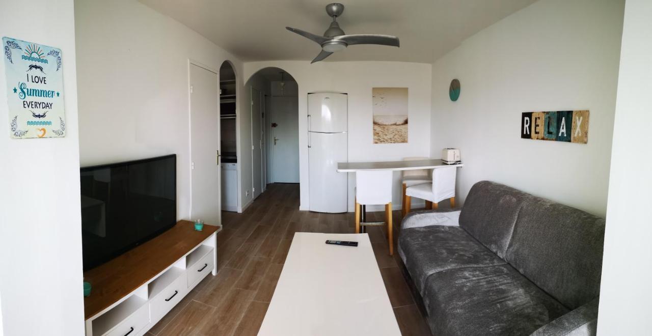 Appartement Avec Piscine Et Garage Proche Plage Et Commerces La Seyne-sur-Mer Exterior foto