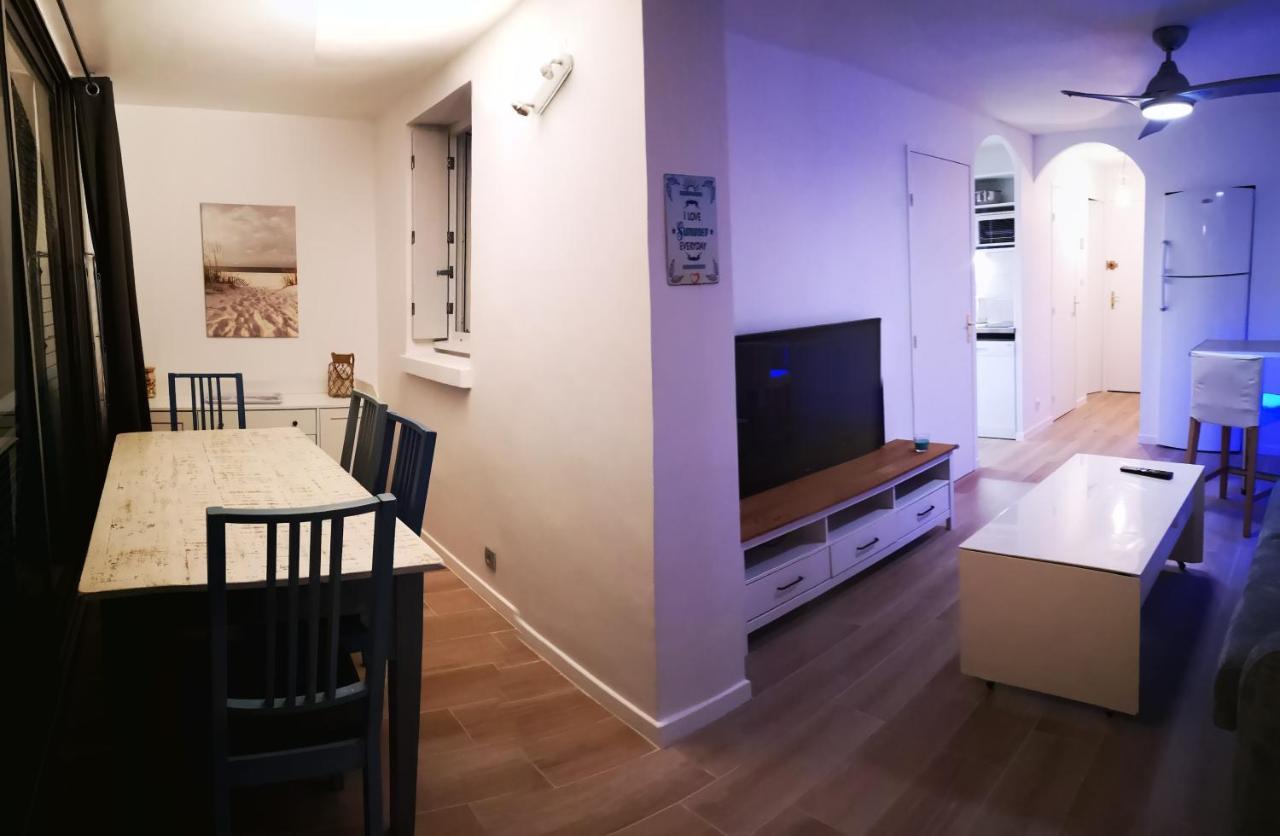 Appartement Avec Piscine Et Garage Proche Plage Et Commerces La Seyne-sur-Mer Exterior foto